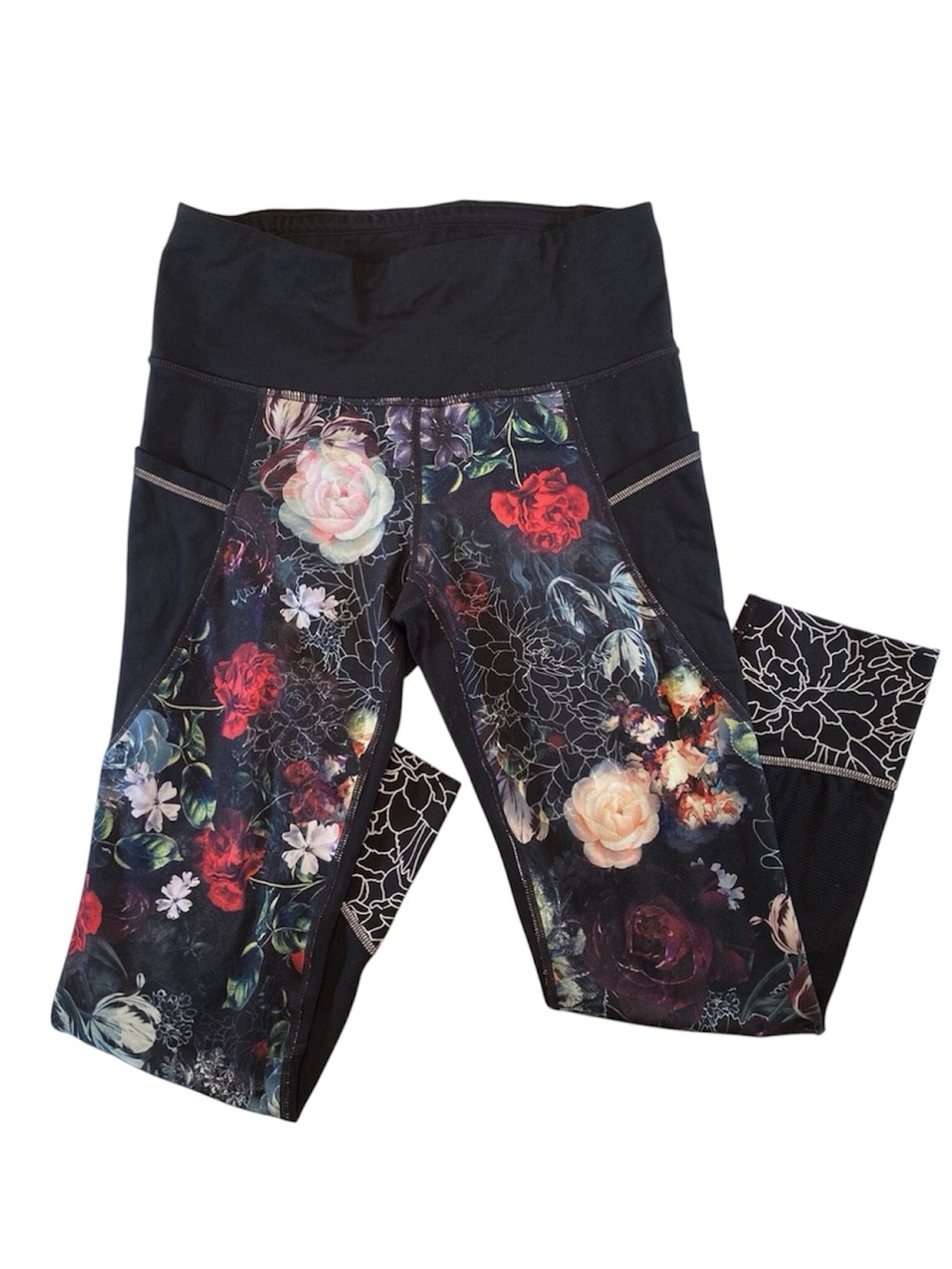 Athleta Women’s Relay 2.0 Capri Leggings
Floral Black Orchid Mesh Size Small